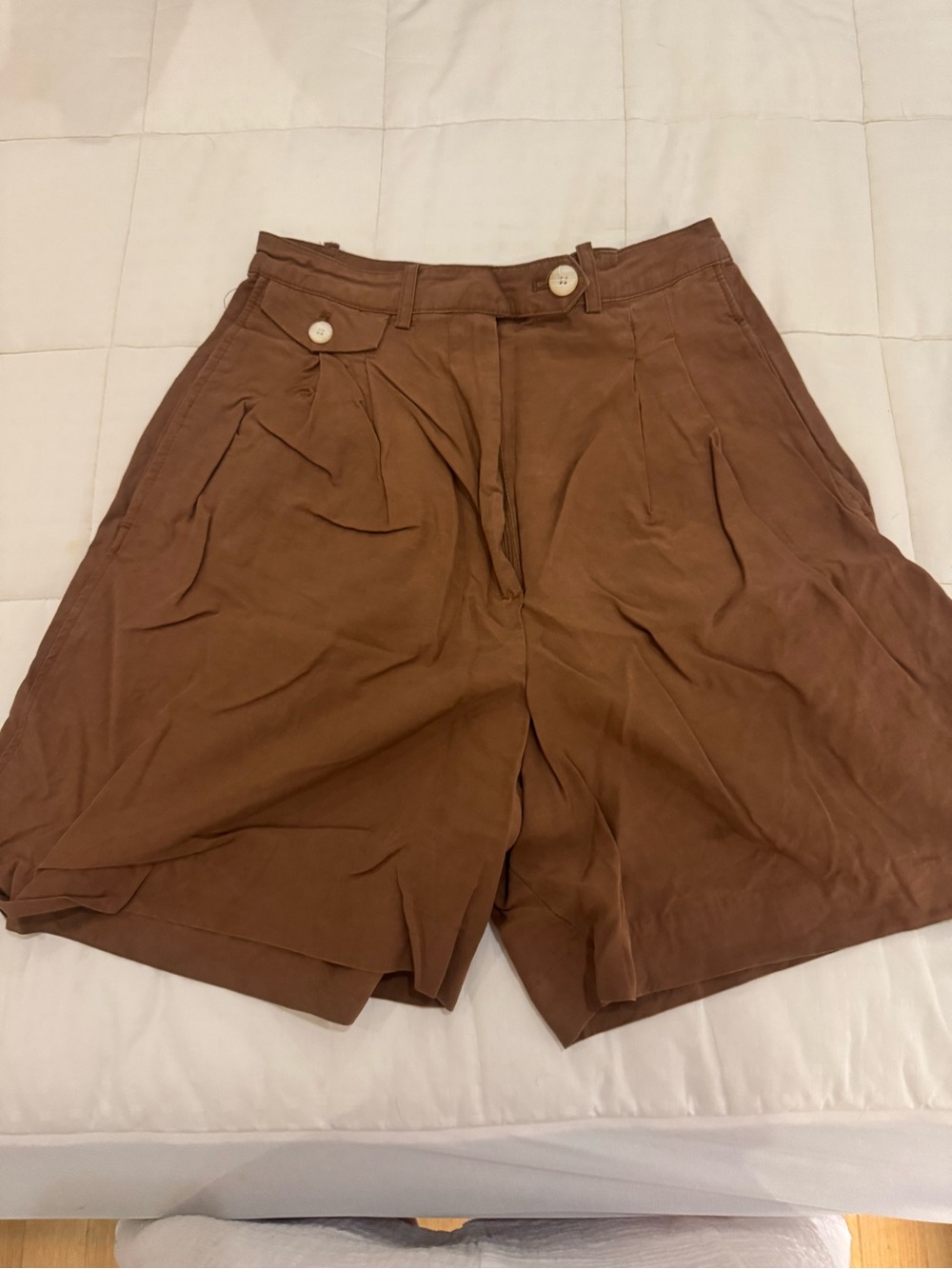 Mango High-Waist Pleated Shorts in Brown